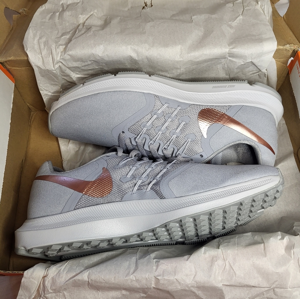 Nike Run Swift Women's 7.5